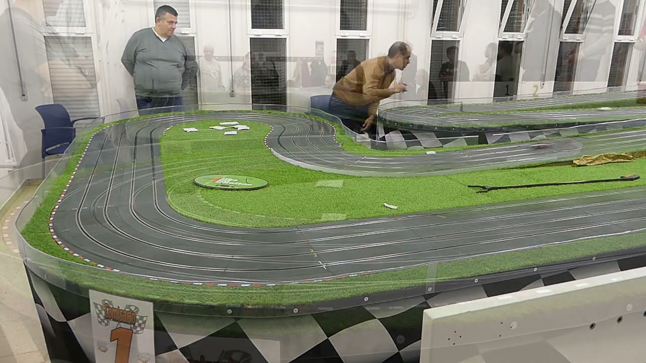 338 Carrera GT de Scaleauto en el club BSZ de Bilbao
