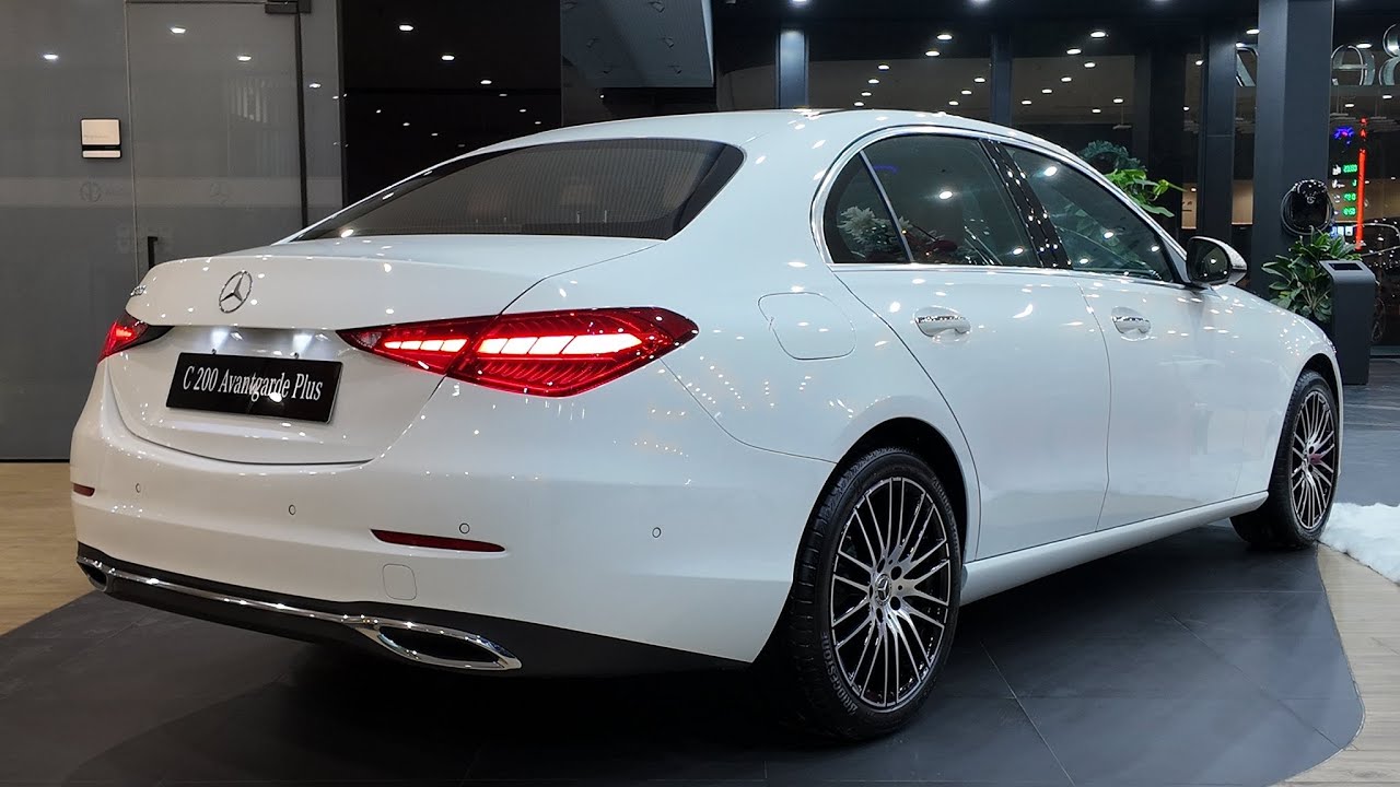 C 200 Avantgarde Plus V3 chỉ từ 500 triệu trả trước sở hữu ngay mẫu xe Sedan sang trọng và tiện nghi