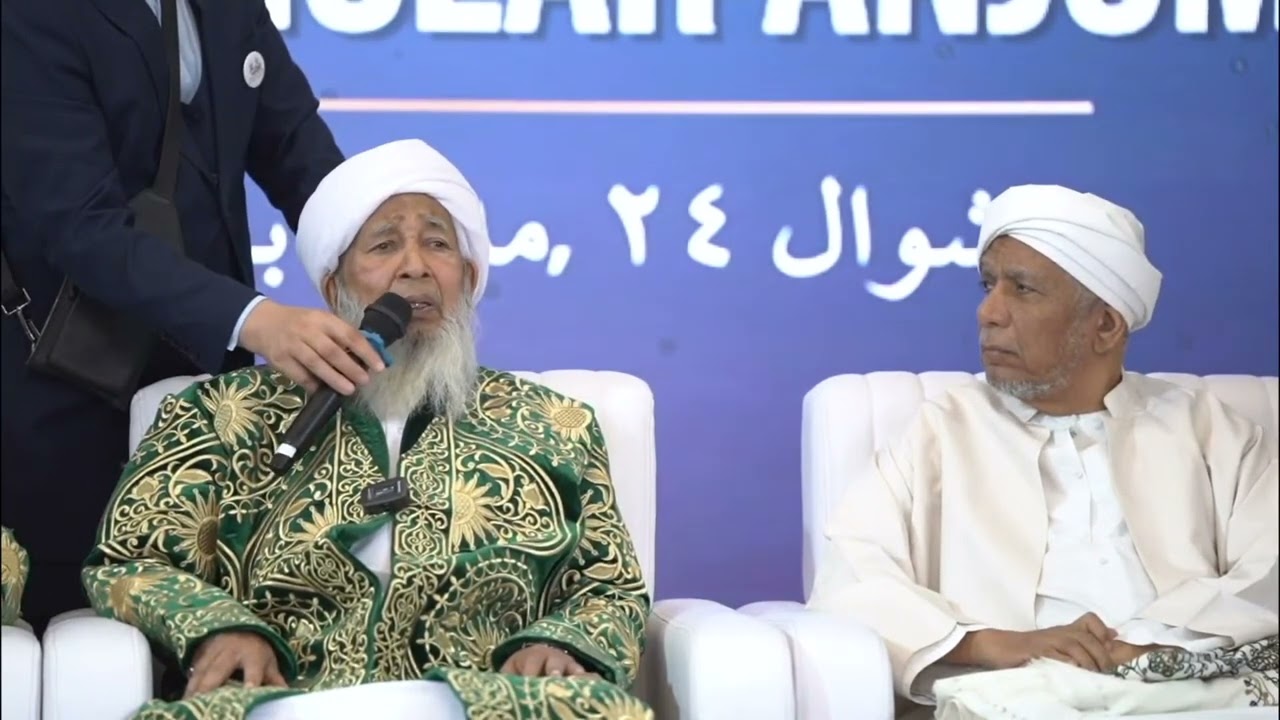Sheikh Abubakr Ahmad talks at the International Imam Bukhari Commemoration Conference, Uzbekistan