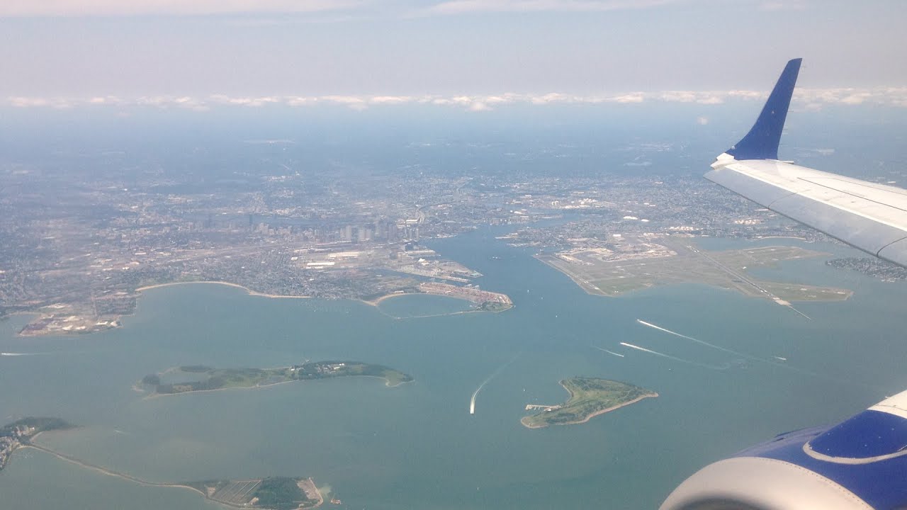 INTENSE REVERSE THRUST! JetBlue E-190 Landing In Boston!