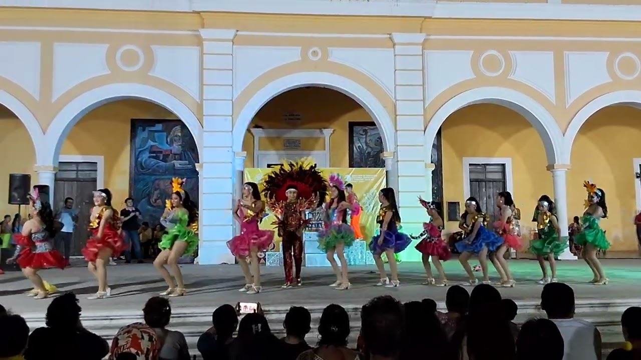 Comparsa despedida reyes infantiles 2025 Alvaro y emka calkini .El bailarín del sol. 