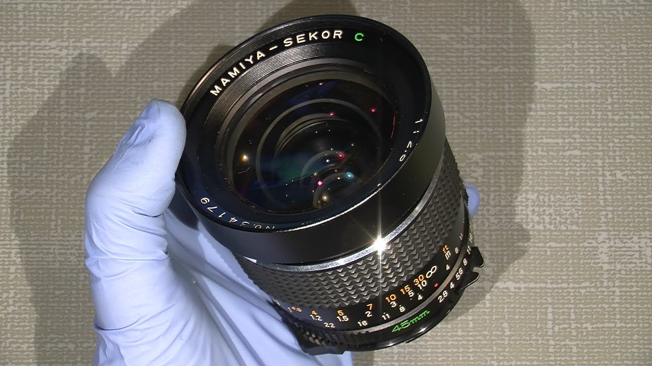 Oil on the aperture blades in Mamiya-Sekor-C 1:2.8 f=45mm