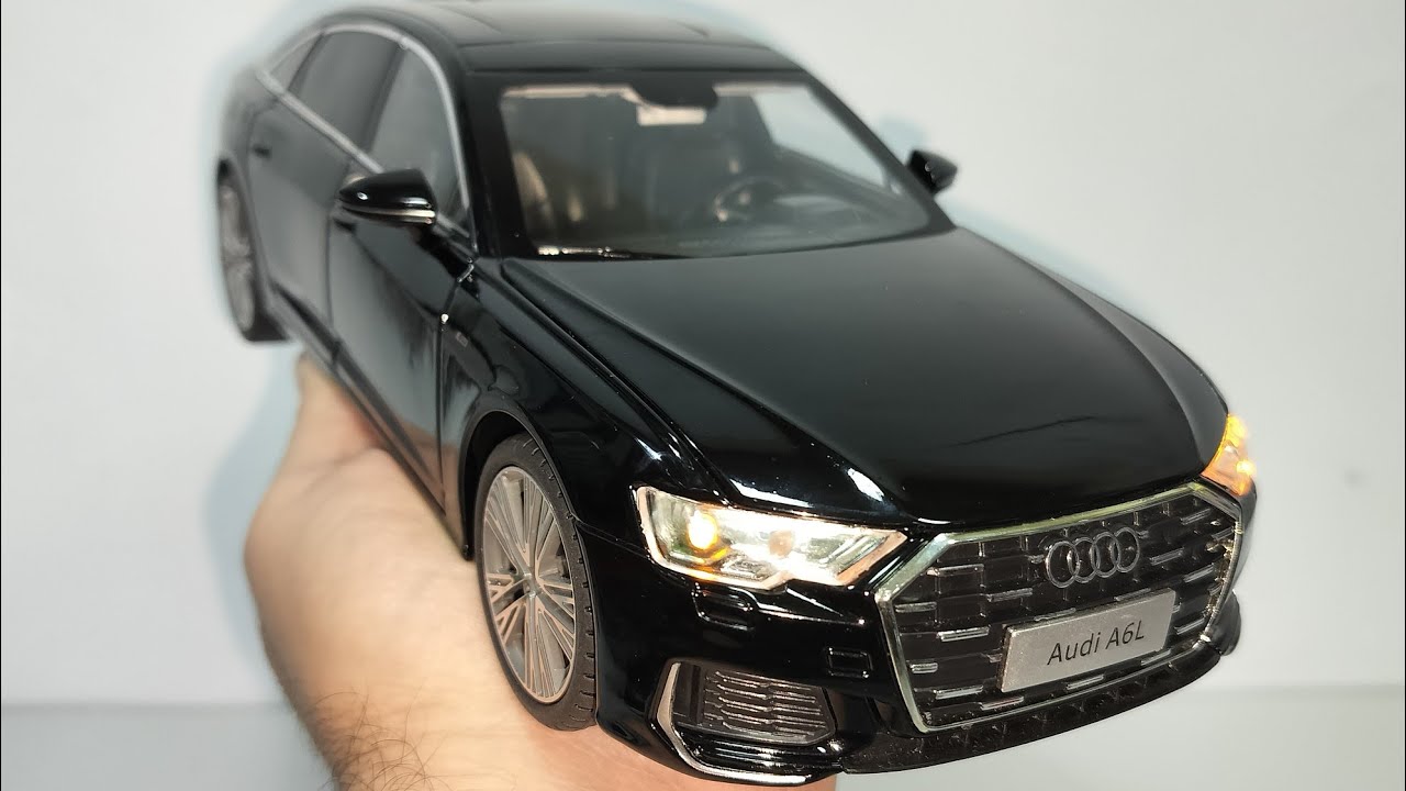 AUDI A6L модель 1:18 Hongsen model Металлическая звук свет