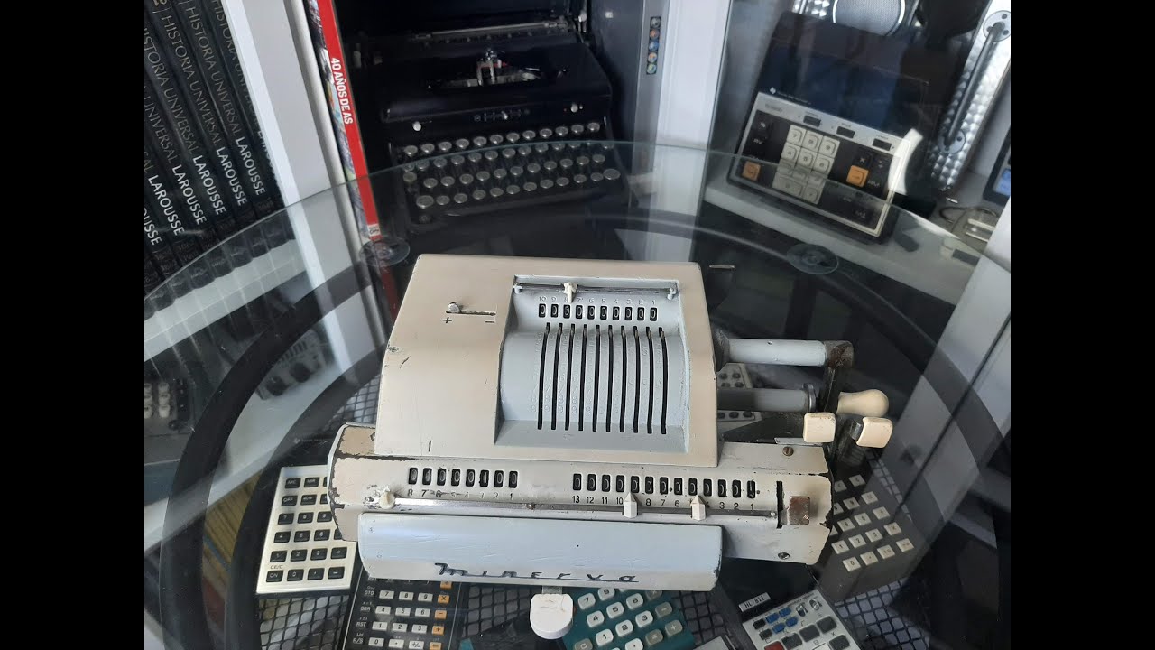 CALCULADORA MECANICA MINERVA AÑO 1950