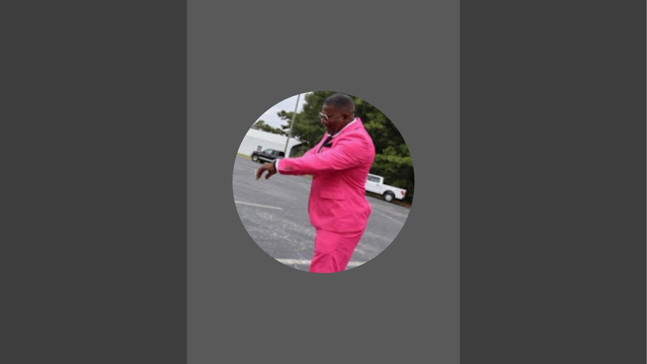 Couzin Tim is live!