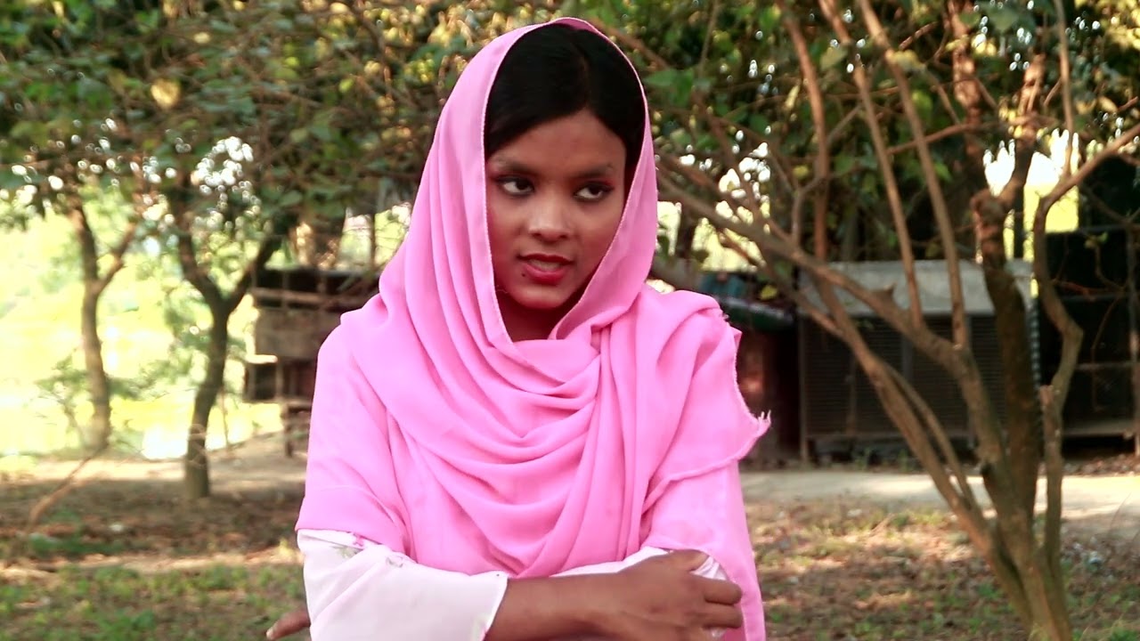 ভালোবাসার মানুষটাই যখন কাছে আসতে ভয় পায়…