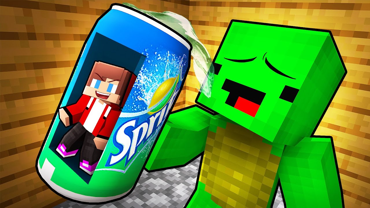 JJ Hide Inside SPRITE To Prank Mikey in Minecraft (Maizen)
