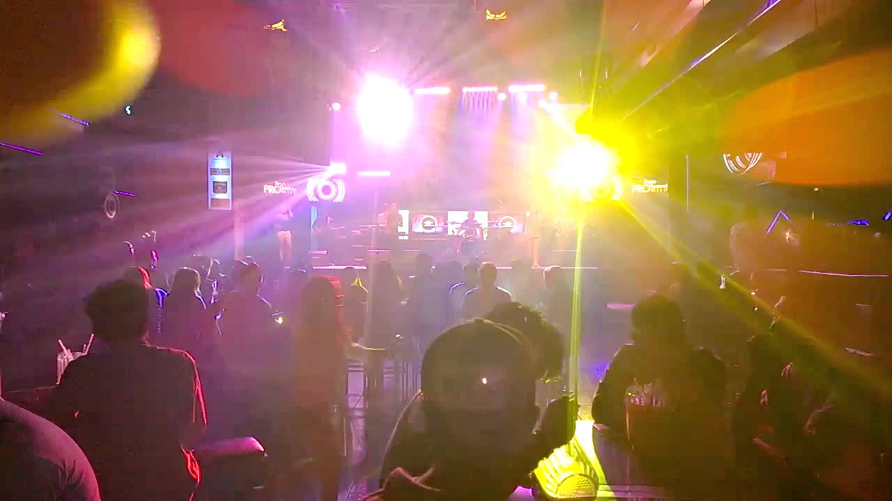 Liquid Caf&eacute; Yogyakarta (Live Music)