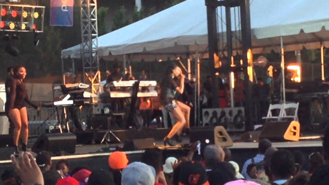 Brandy at the Baltimore African American Festival June 22 2014 (Part 1 of 5)