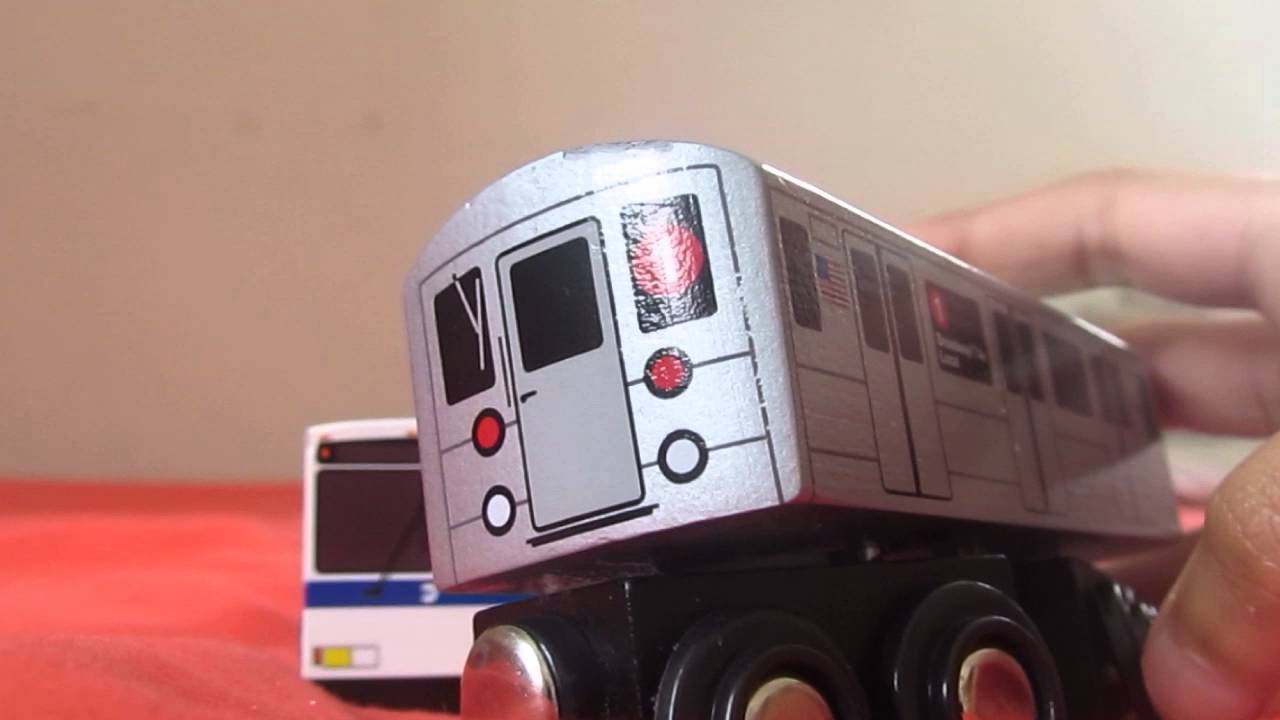 MTA Munipals Orion VII Bus and 1 Train Unboxing