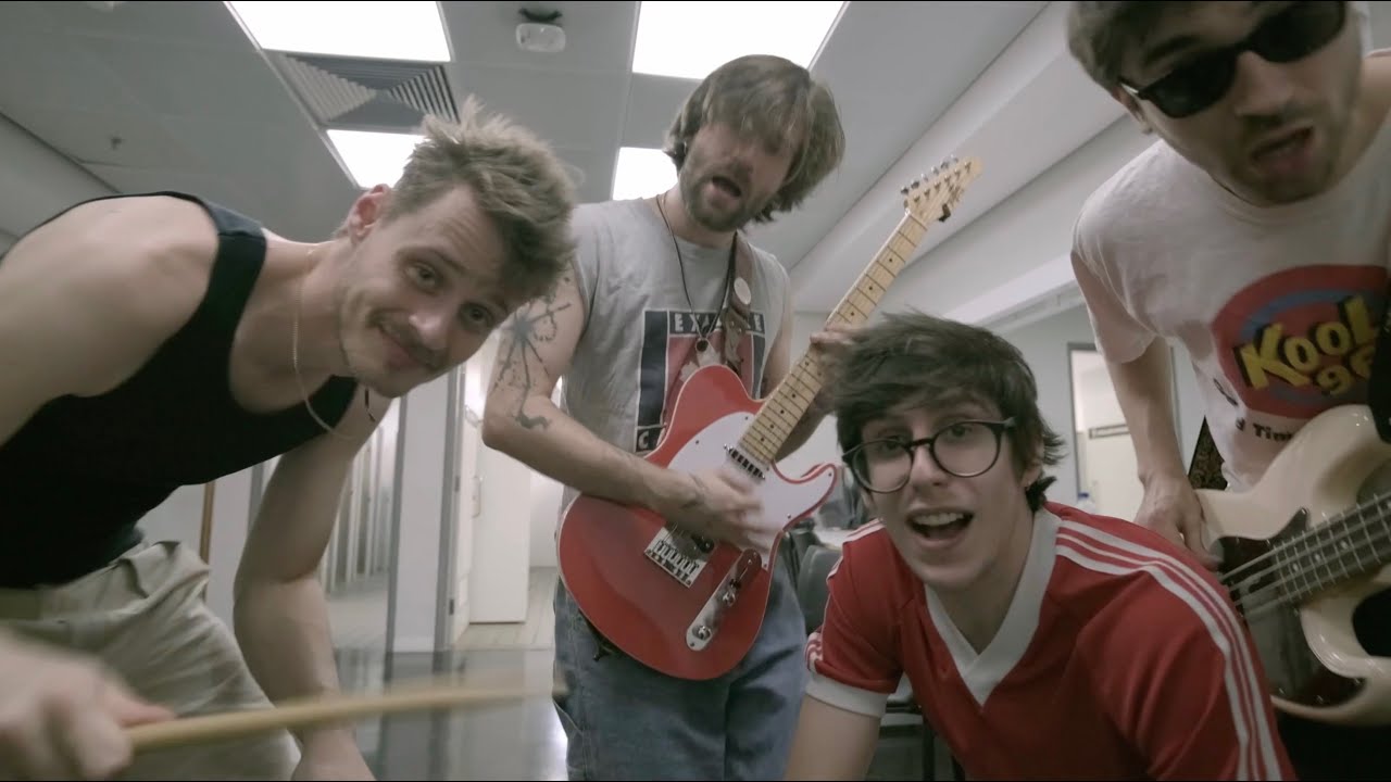 O Grilo - Já Não Me Faz Bem (Clipe Oficial) #TUDOACONTECEAGORA