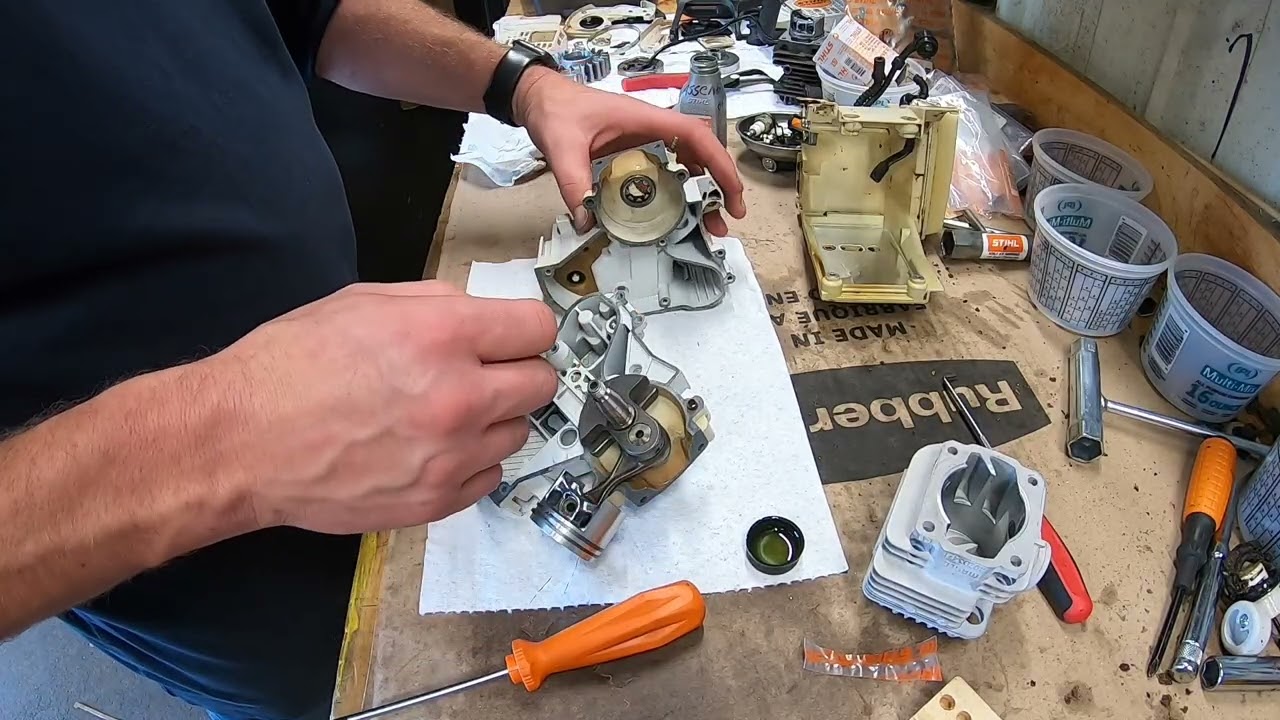 Part 1 -Step by step rebuild for Stihl MS200T chainsaw.