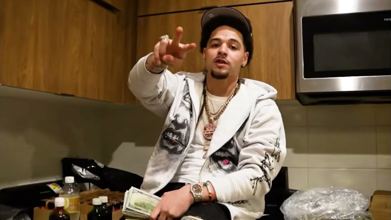 MoneyBagzBuzz  - Hold You Down (Instrumental)