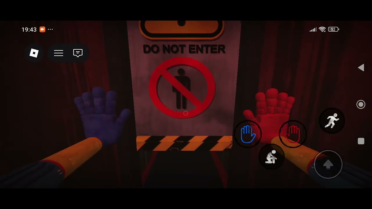 Playing poppy playtime chapter 1 on Roblox!