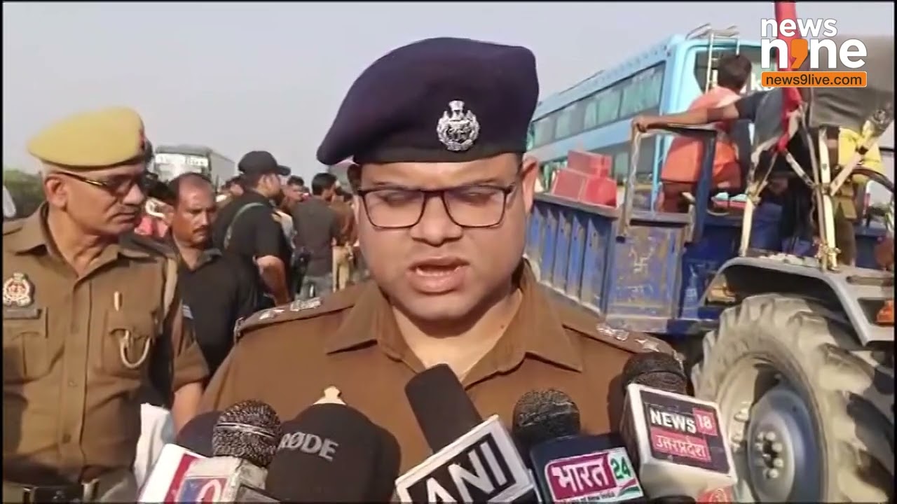 Six Dead, 14 Injured in Horrific Double-Decker Bus Crash on Lucknow-Agra Expressway | News9