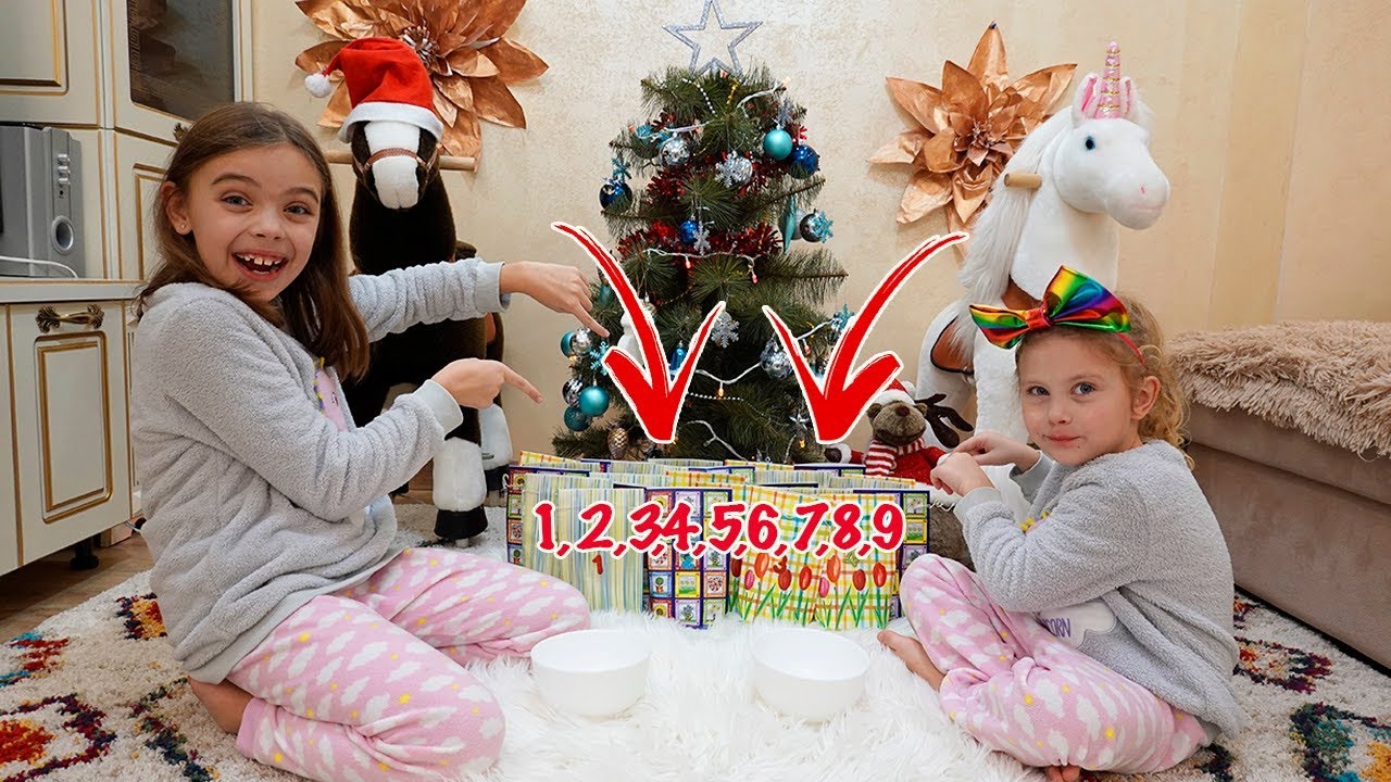 Surprize Dulci sub Bradut | Advent Calendar cu Jeleuri