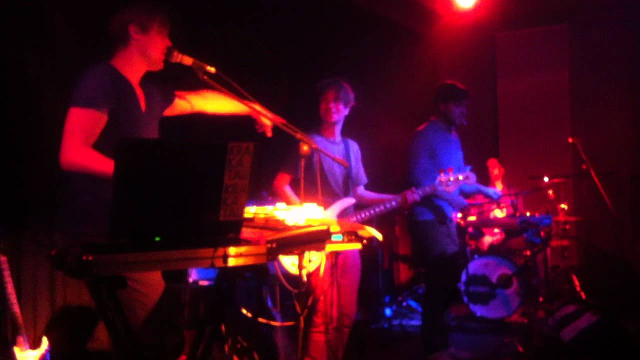 Mittekill Band - Wasser oder Wodka live Berghain Kantine
