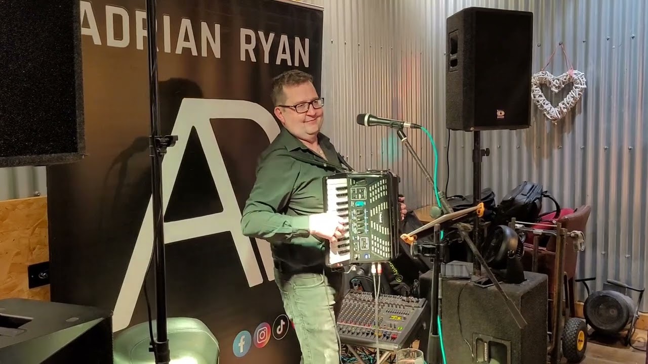 Adrian Ryan singing A Medley of Songs in McCartneys Ardee - 19th September 2025