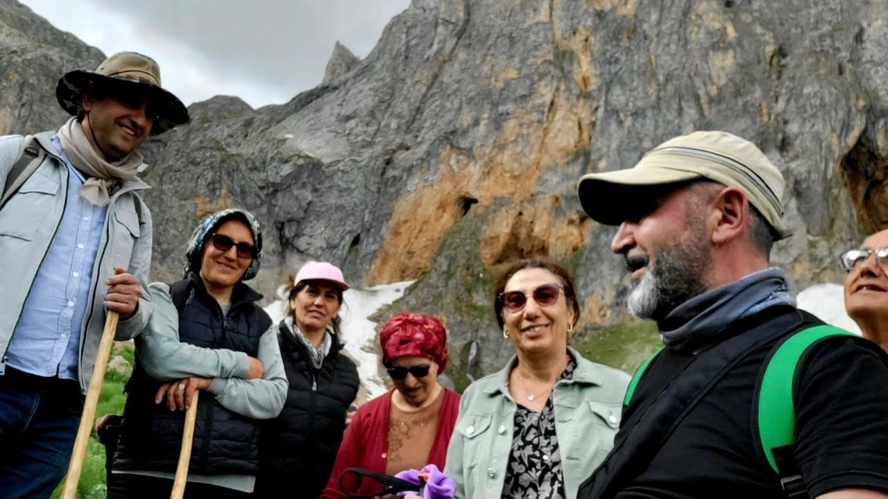 Dersim Pülümür Askireg Köyü Sarıgül Mezrasi/Radio ZaZa