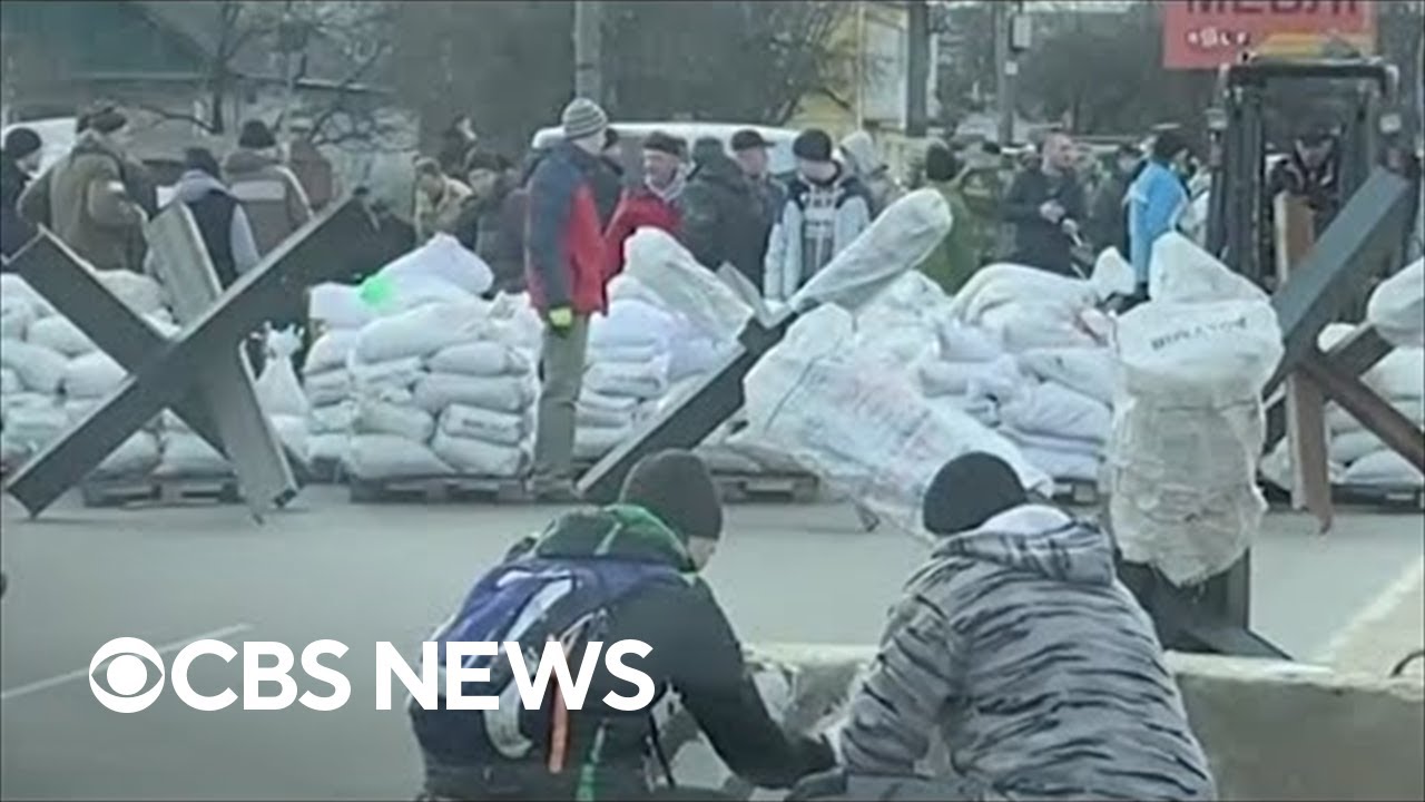 Kyiv under siege as Ukrainians spend another night sheltering