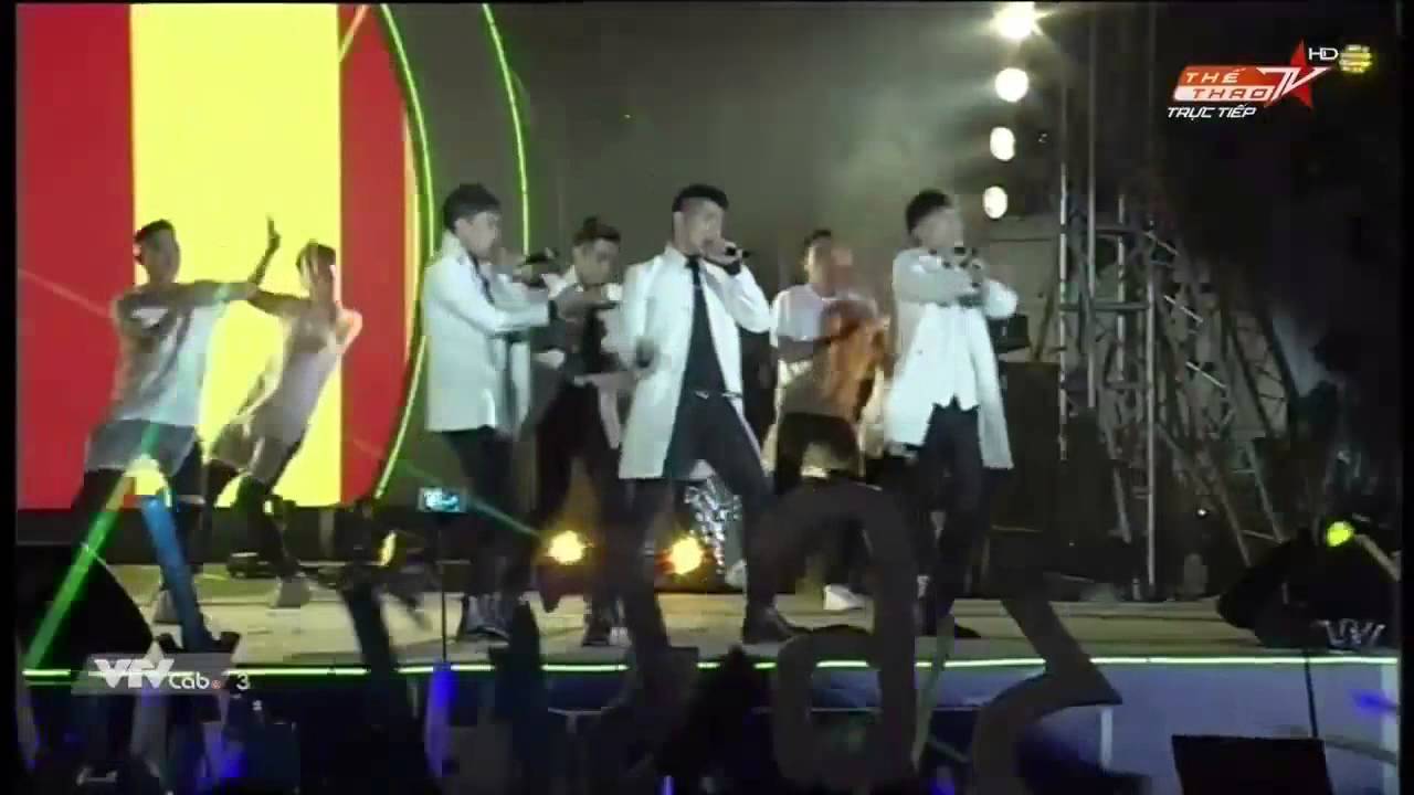 Hai Cô Tiên -  365daband ( Yamaha Clearmen New Year Countdown 2015)