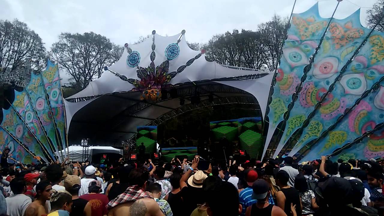 Fabio & Moon - Just A Vision @ Equinox festival 2016