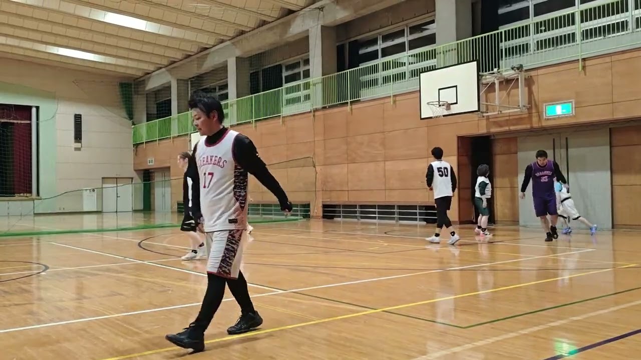 火曜ヤング対シニア2試合目3クォーター