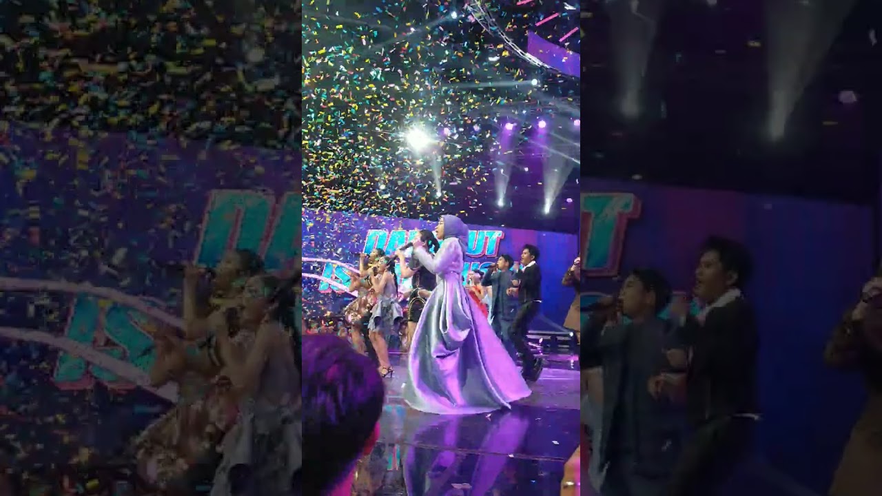 All artists performance closing segmen dangdut is the music of my country concert cinta Indonesia 