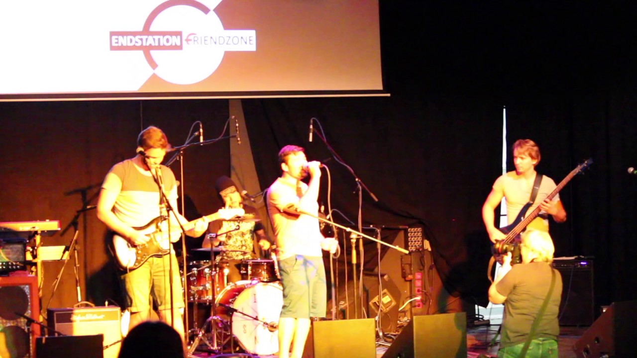 Endstation: Friendzone - Der, der ich nicht bin (live bei Mega Neu @ Megafon Burscheid)