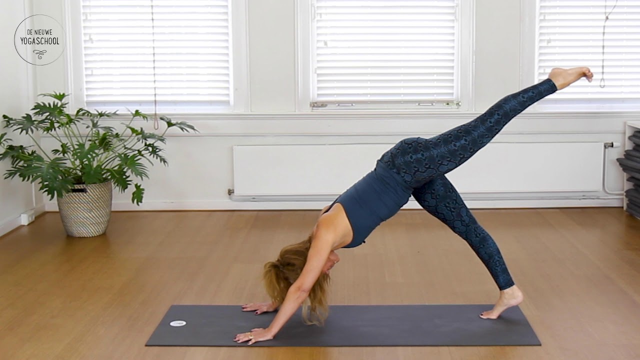 19 min Core Flow yoga Marlene Henny