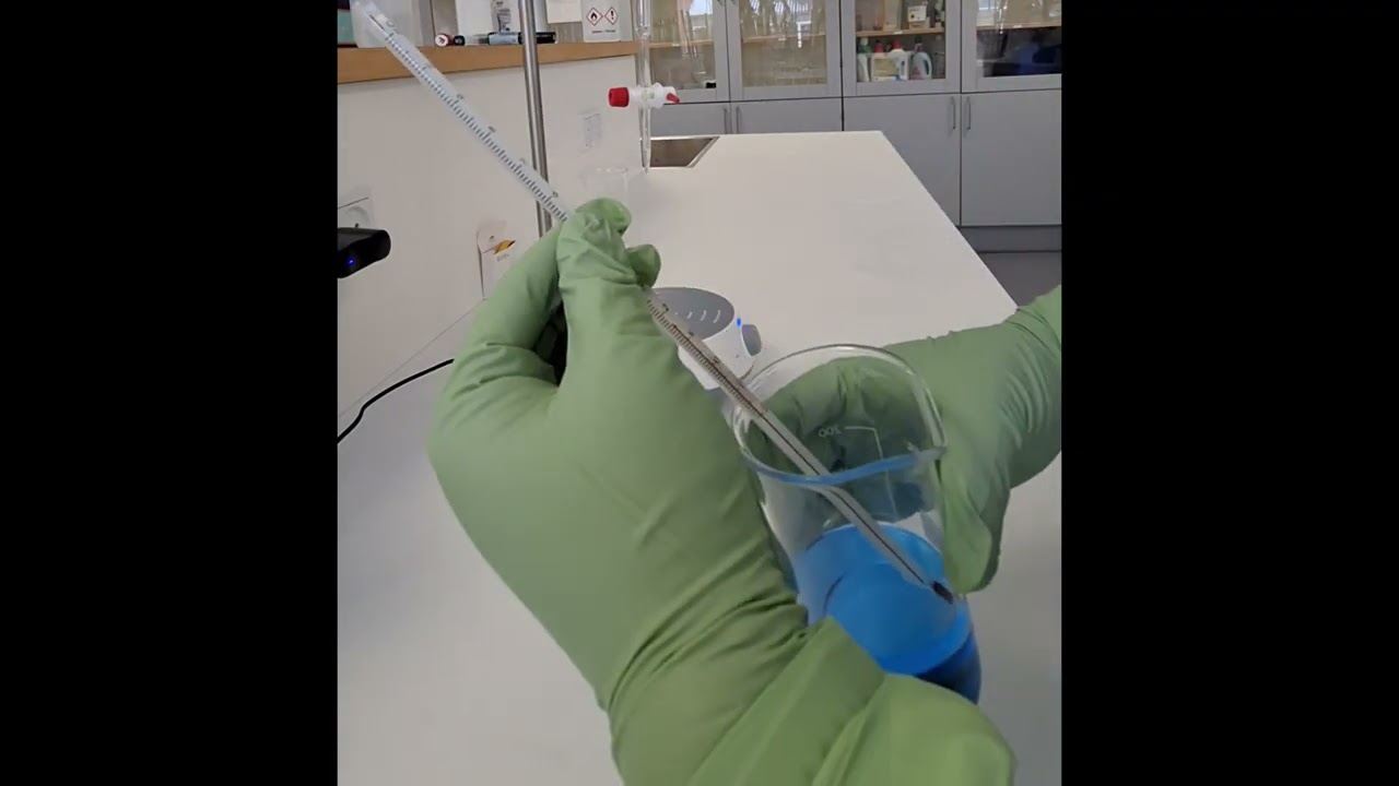 Syre-Base Kemi: Demonstration af Neutralisering med Titrering