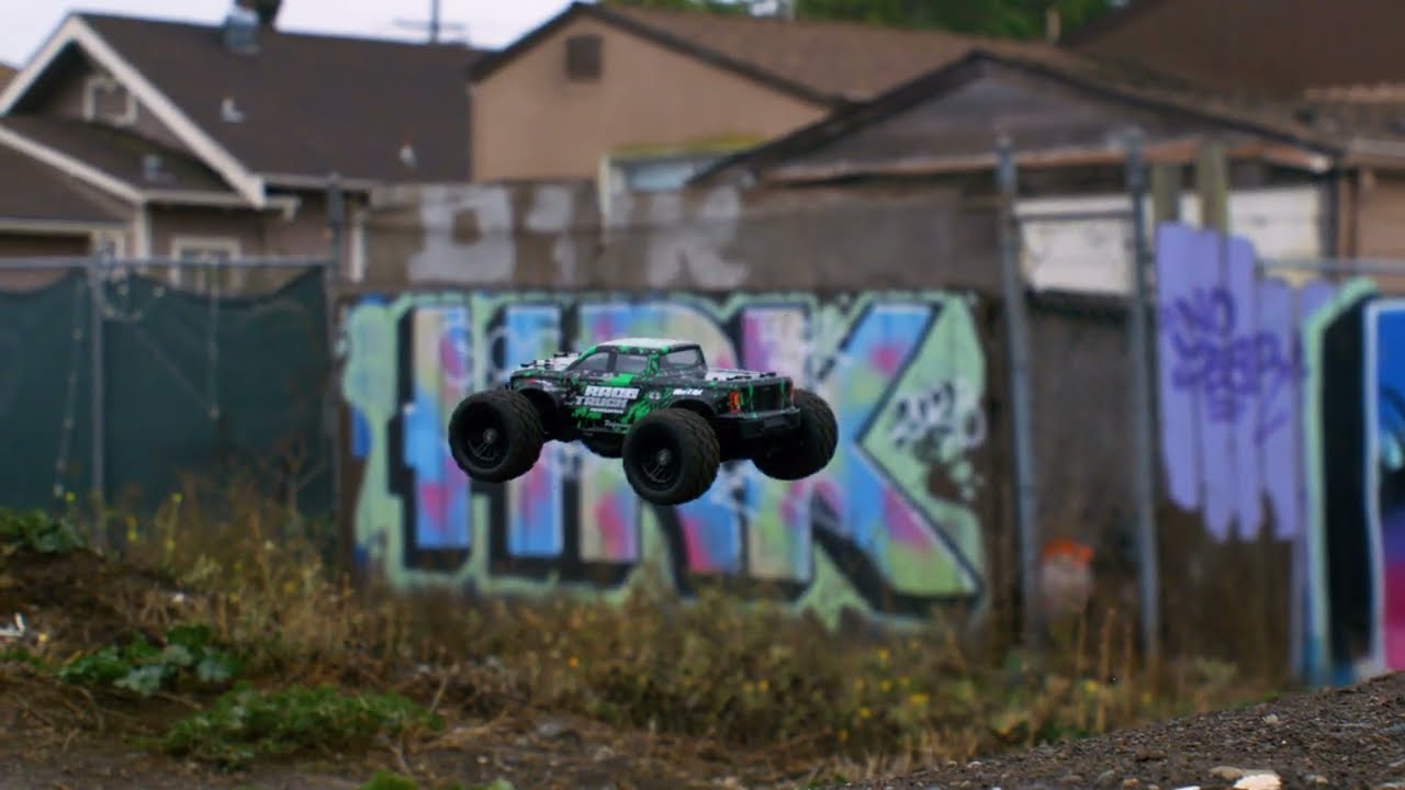 🆕 Conquer Gravel, Grass, and Dirt with the New 1:18 HBX 18859E  🏎️💨