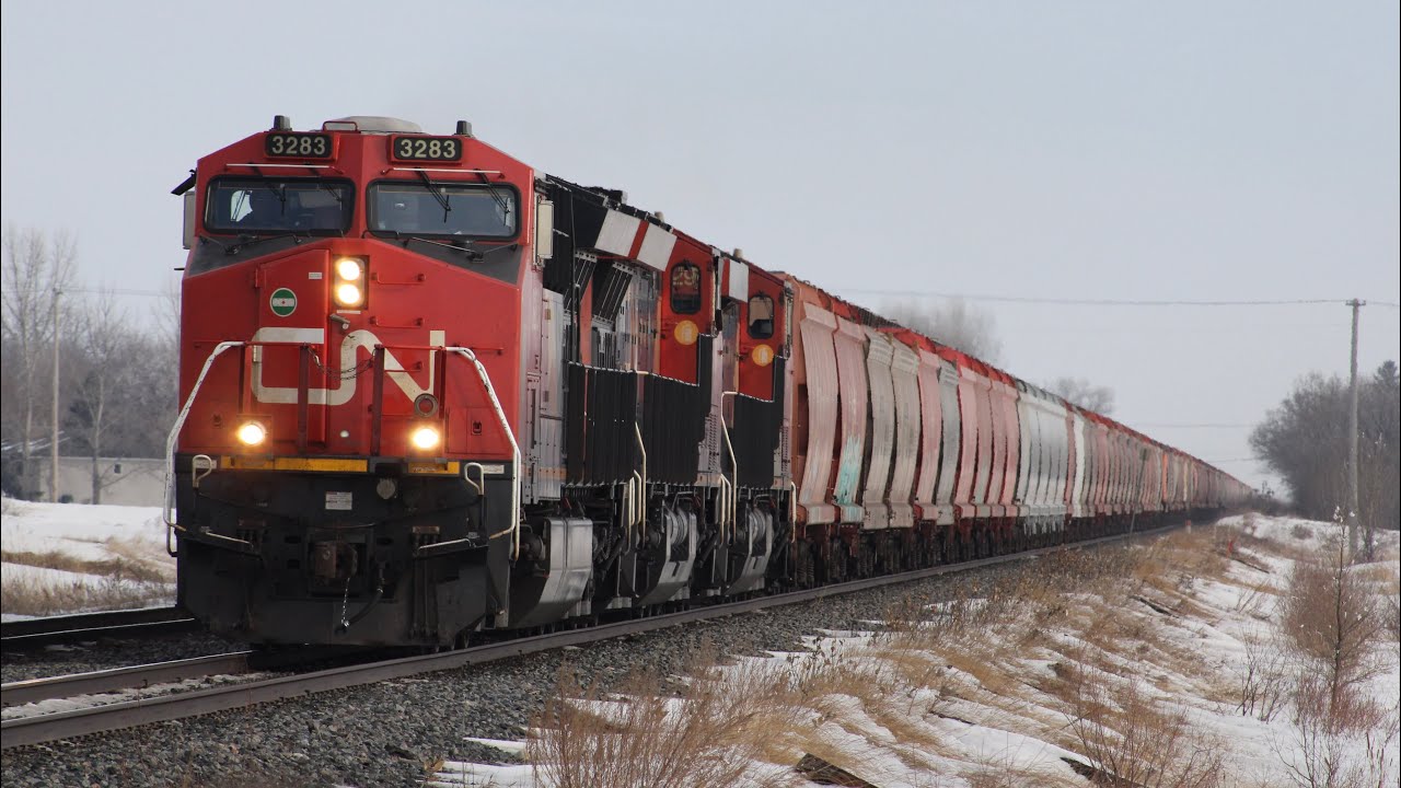 Quartet of CN Trains Highballing Through Elie, MB (2/14/2026)