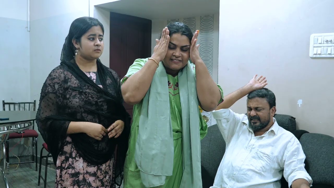 പ്രവാസിയായ പിതാവ് നാട്ടിൽ വന്നപ്പോ പുല്ലുവില | BLUEBERRY