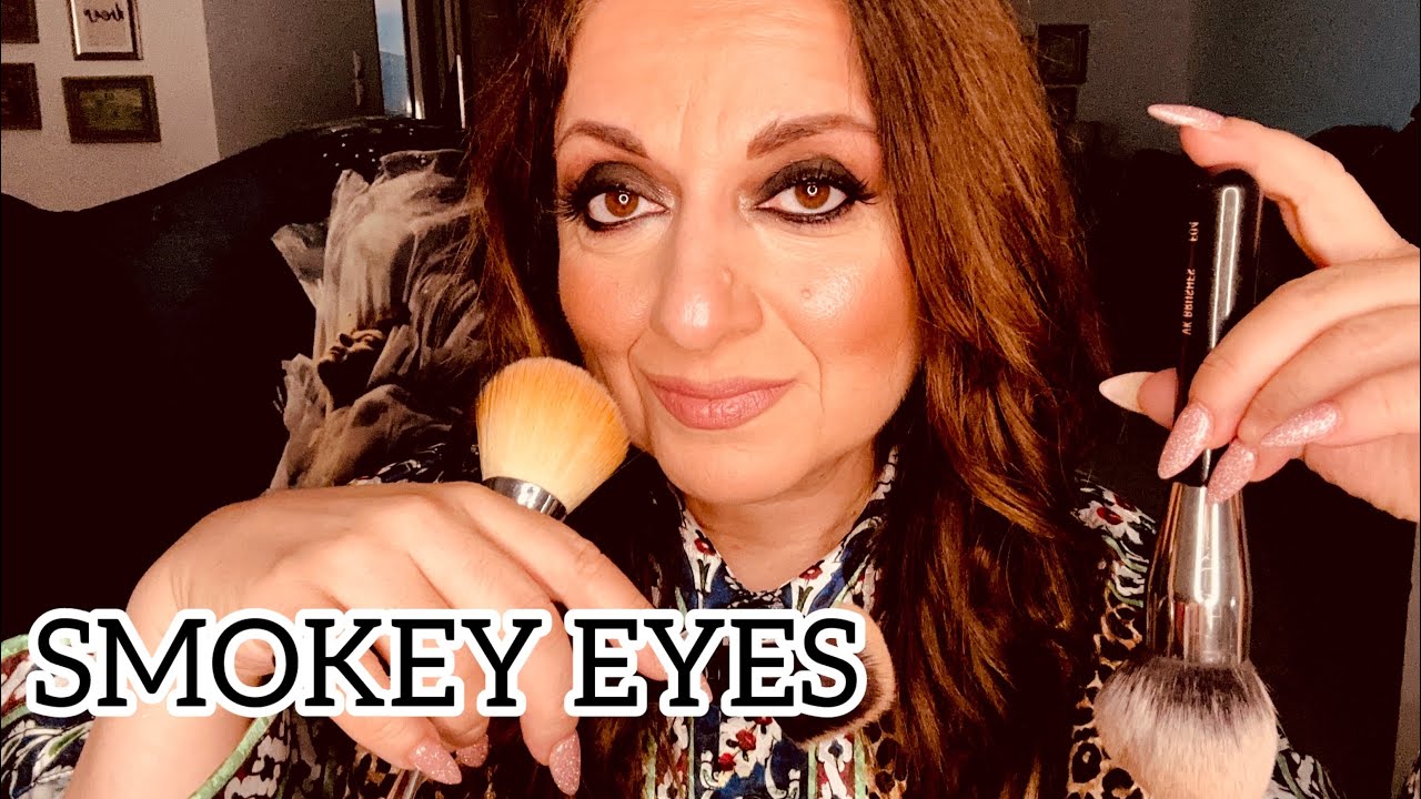 Video 373.  Ένα εύκολο SMOKEY EYE !!! Καπνιστά μάτια !!! | Sofia Moutidou