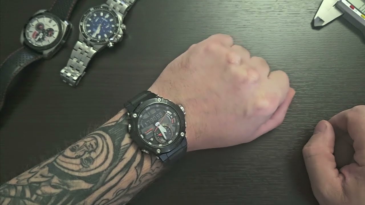 Часы Casio G-Shock GST B200B.