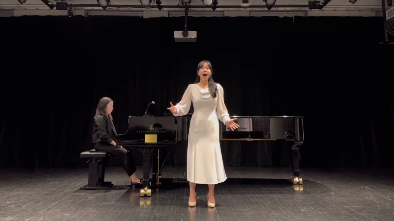 Arrière! Je réchauffe les bons (Air du feu: The Fire Aria) by M. Ravel - Soprano Luna Seongeun Park