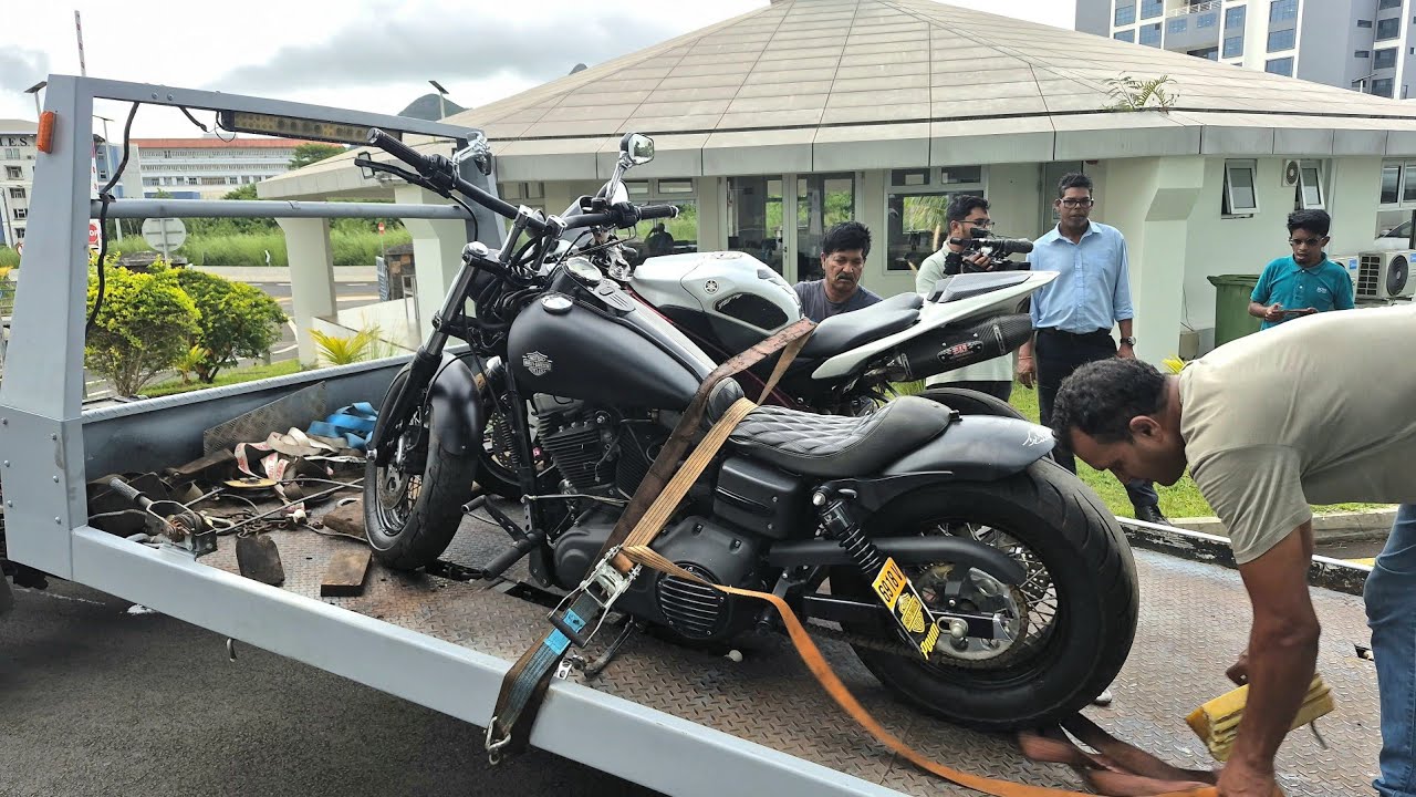 La FCC met la main sur une Harley Davidson et une moto sportive