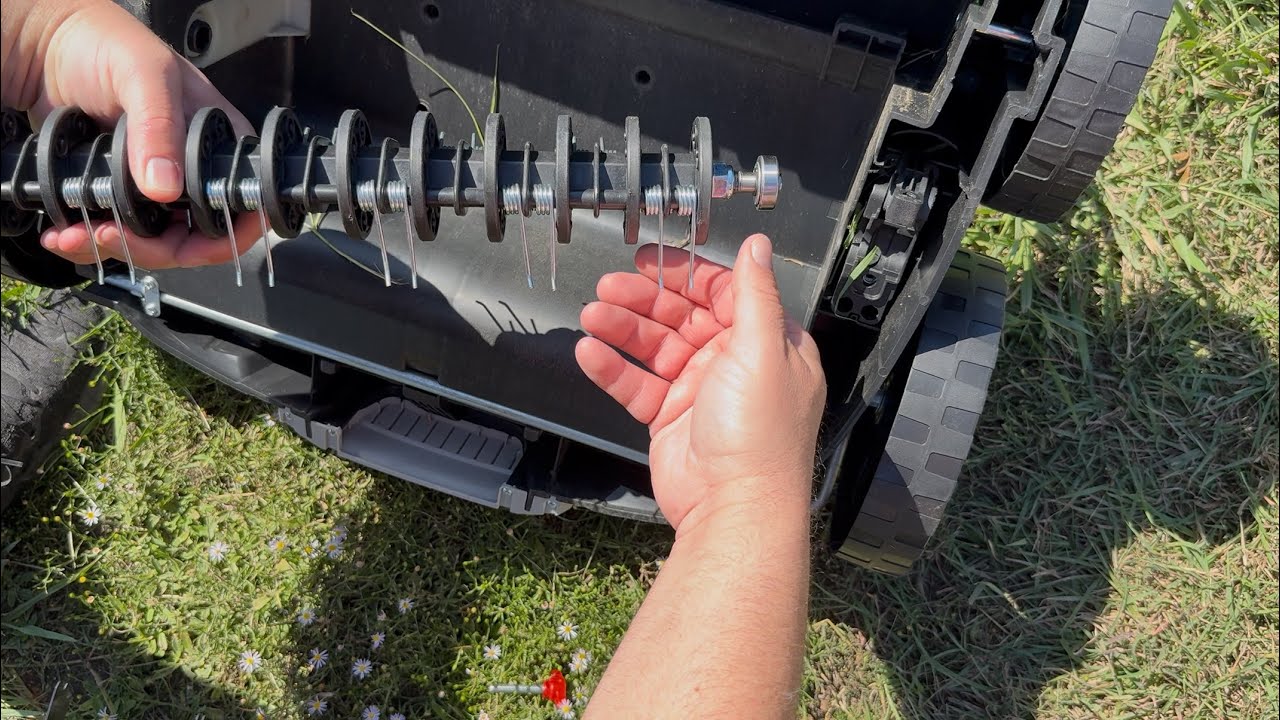 The Secret to a Perfect Lawn? This Electric Dethatcher! REVIEW