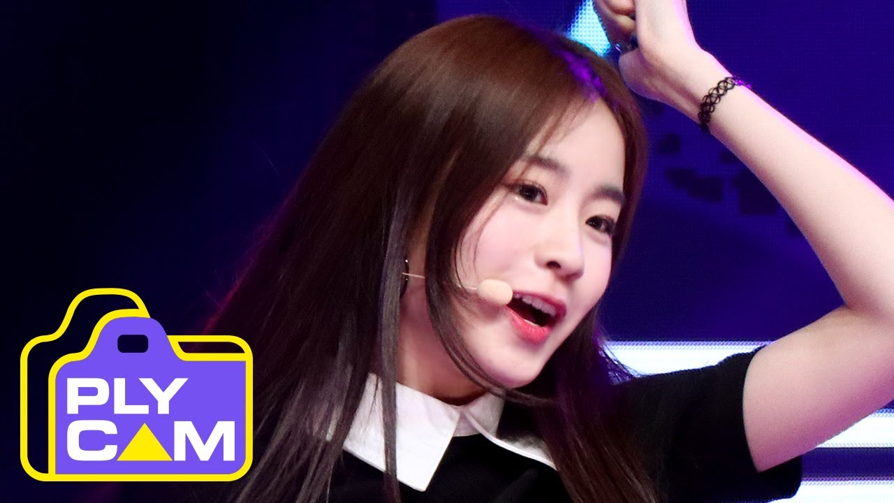 [플리캠 4K] woo!ah! WOOYEON 'woo!ah!' (우아! 우연 직캠)│ Simply K-Pop_ Ep.416