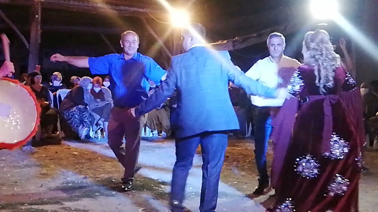 Müzisyen Özlem Ökten AKŞEHİR düğünleri Sorkun köyü mahallesinden Gülnur & Hüseyin çiftinin