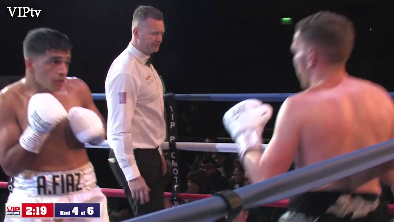 Aqib Fiaz v Jamie Speight at Whites Hotel, Bolton on 7.12.2019