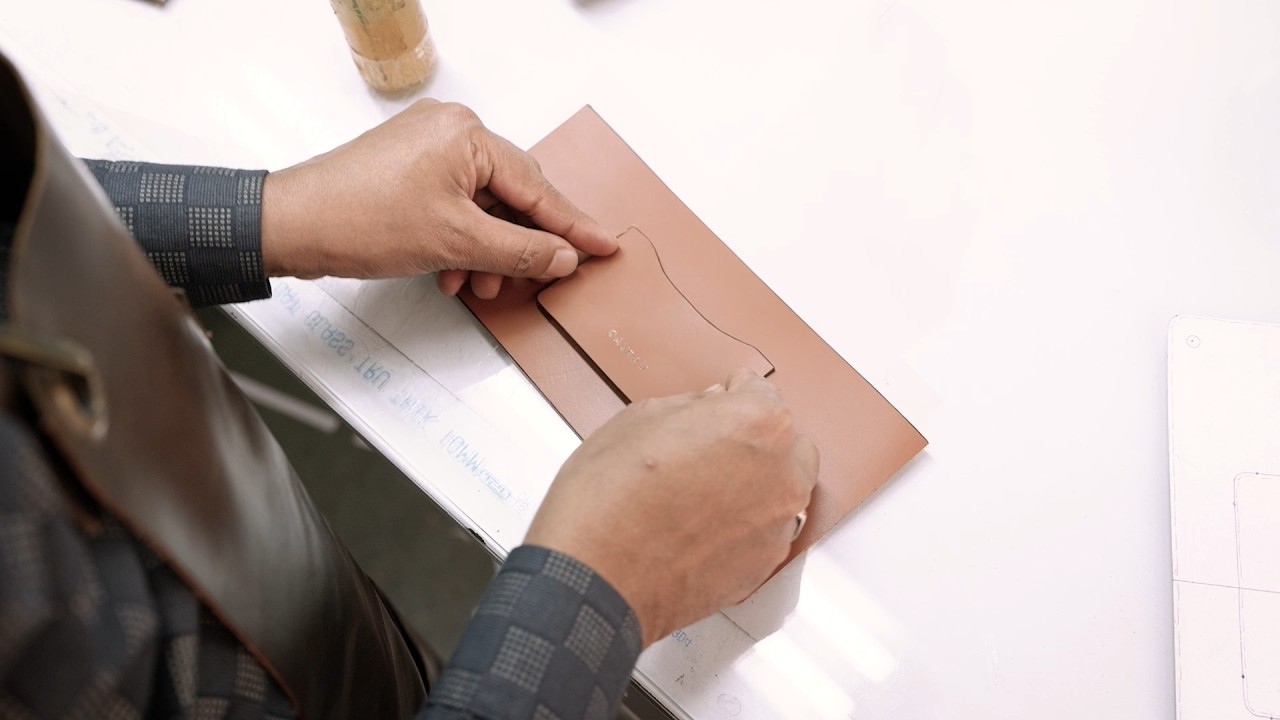 How the Heritage Car Wallet Is Made | Behind the Scenes