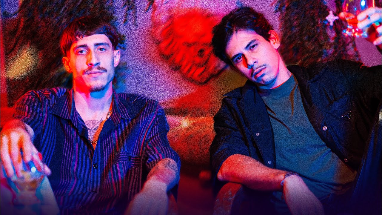 Ela me tem na hora (Clipe Oficial) - Luccas Simoneto feat Lucky 019. (Prod MasterPe no Beat).
