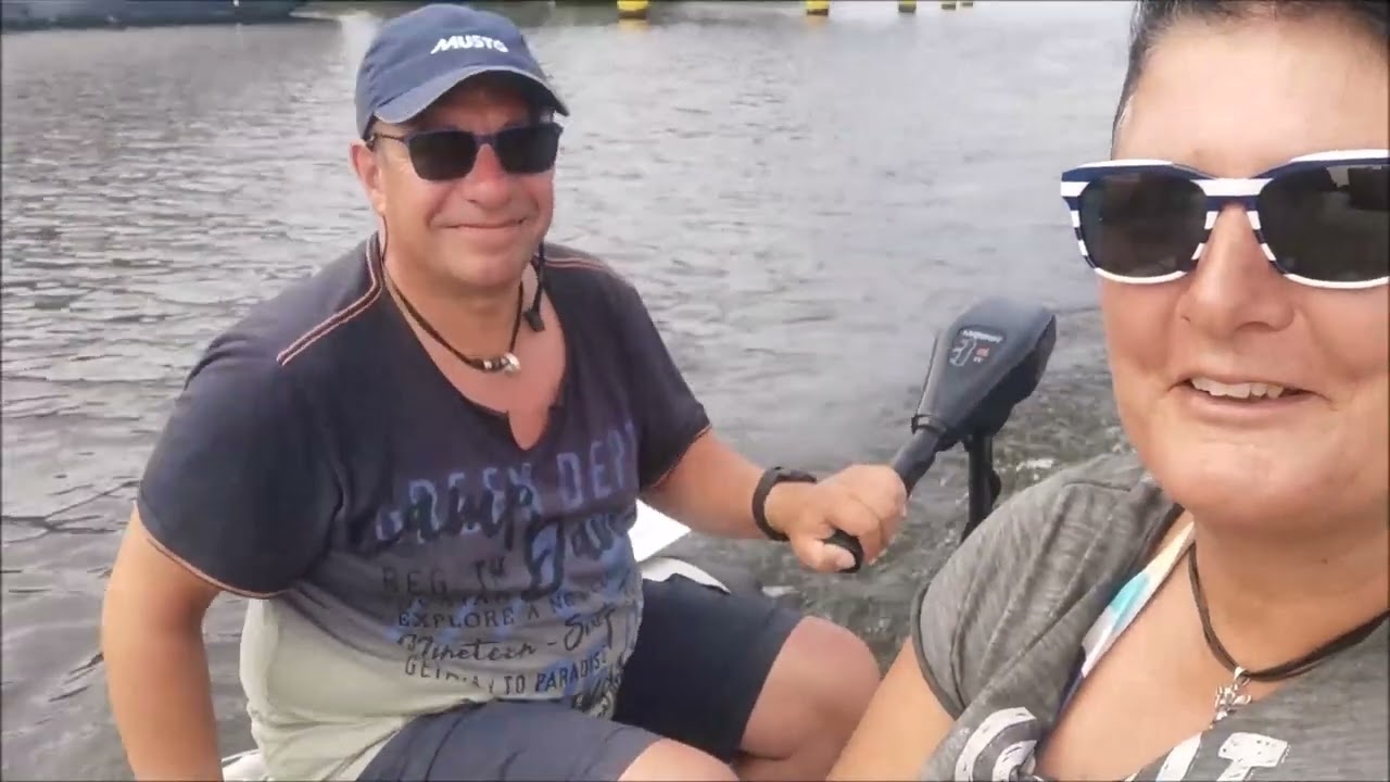Sportboot Moonligth Sealine 320 Fly Saison 2021 Teil3