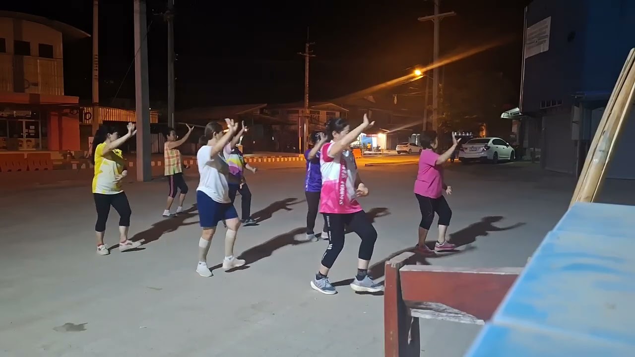 สัญญาฮักมื้อดอกคูณบาน