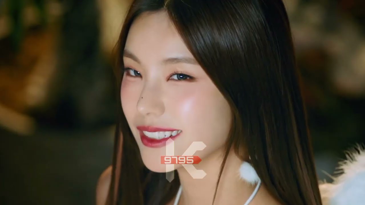 BOYS LIKE YOU × LOVE STORY [MASHUP] ITZY & TAYLOR SWIFT