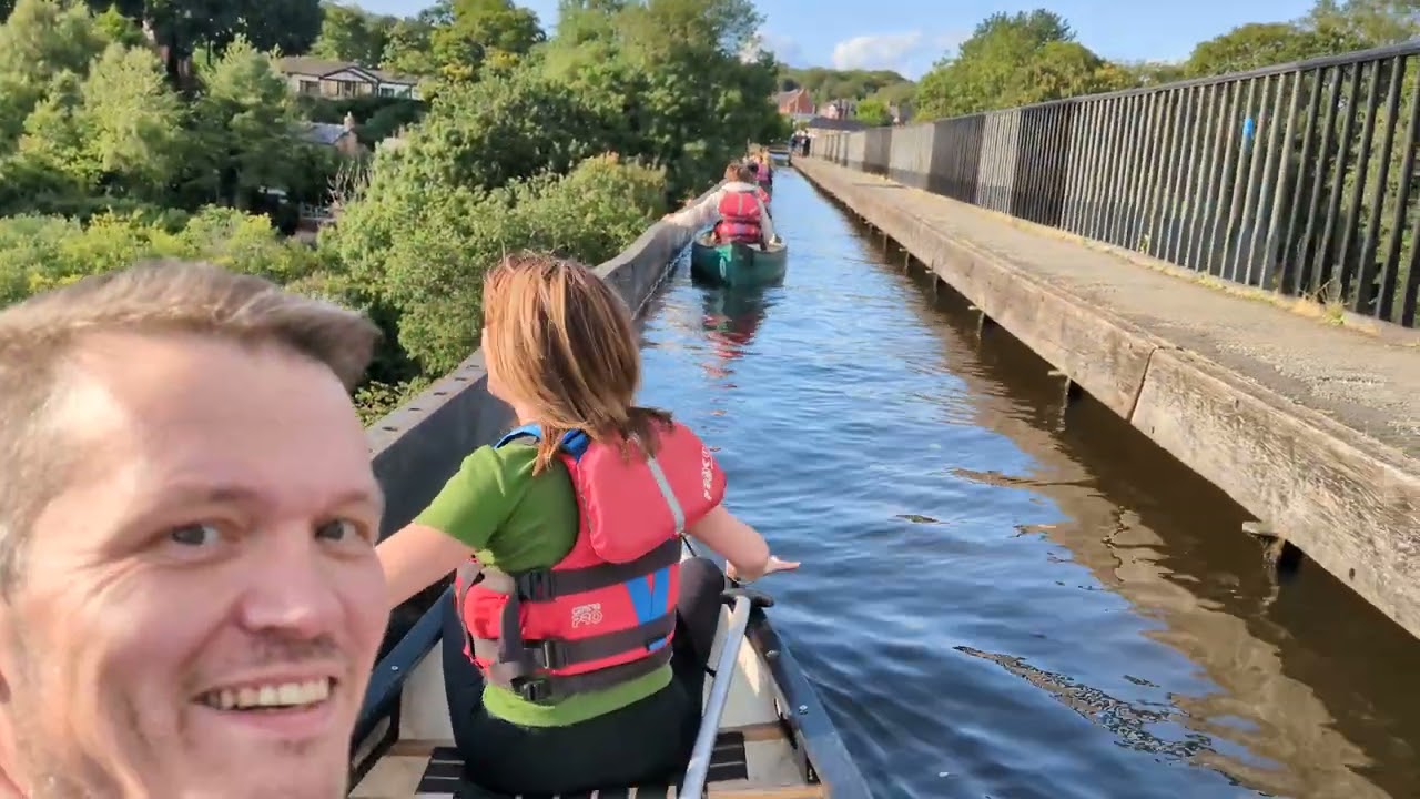 Canoeing over Pontcysyllte Aqueduct return leg