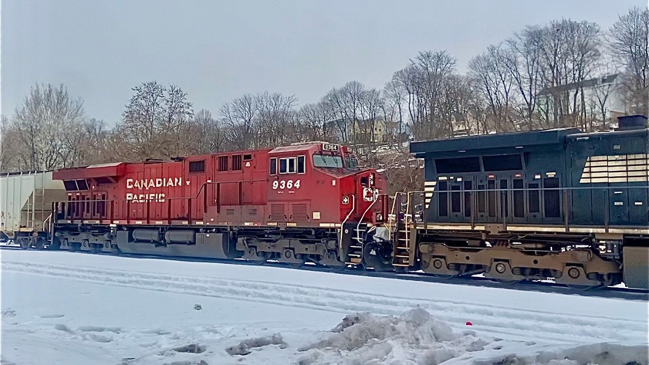 CP ES44AC Trails Elephant Style on NS 6K4