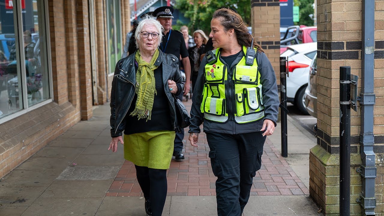 Daventry visit highlights efforts to tackle crime and anti-social behaviour